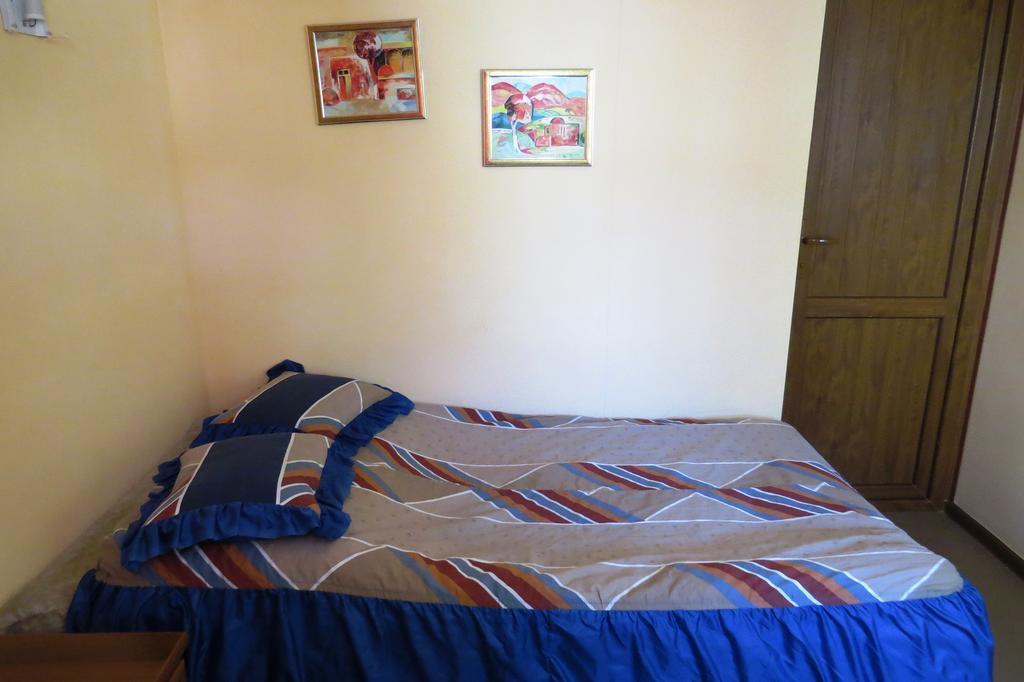 Maghay B&B Hotel In วานาดเซอร์ ห้อง รูปภาพ
