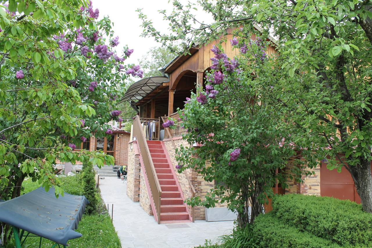 Maghay B&B Hotel In วานาดเซอร์ ภายนอก รูปภาพ