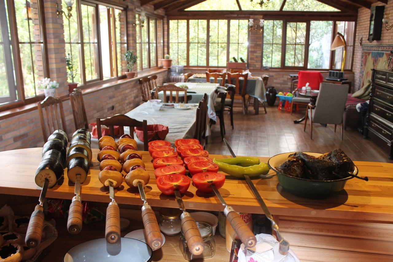 Maghay B&B Hotel In วานาดเซอร์ ภายนอก รูปภาพ