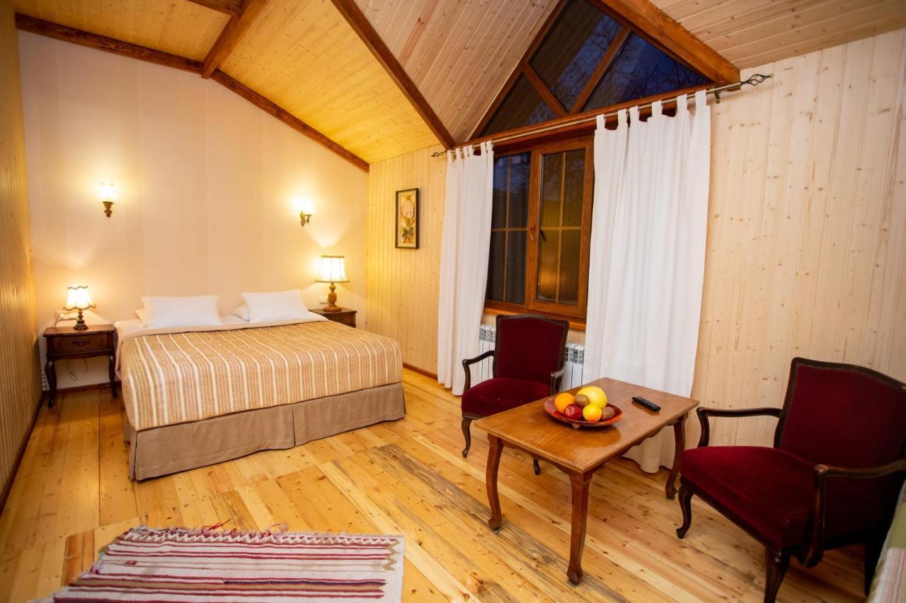 Maghay B&B Hotel In วานาดเซอร์ ภายนอก รูปภาพ